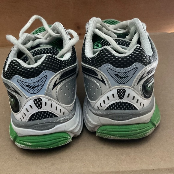 Kids Saucony Omni 9 Size 2Y - Picture 6 of 6